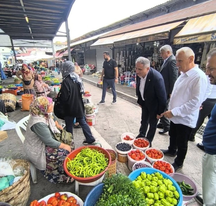  Kdz. Ereğli Kapalı Pazaryeri’nde Esnaf ve Hemşehrilerimizle Bir Aradayız
