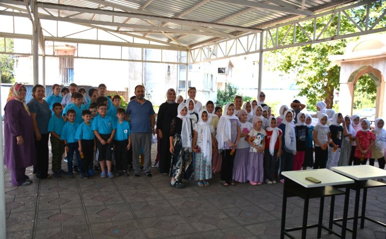 KUR'AN KURSU ÖĞRENCİLERİNE ANLAMLI ZİYARET VE HEDİYELER! 