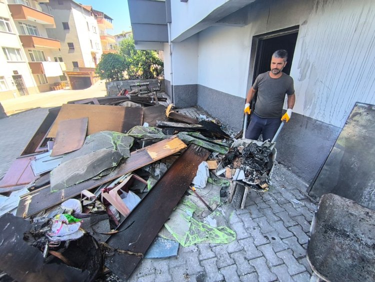 GEÇMİŞ OLSUN DİLEKLERİMİZİ İLETİYORUZ...