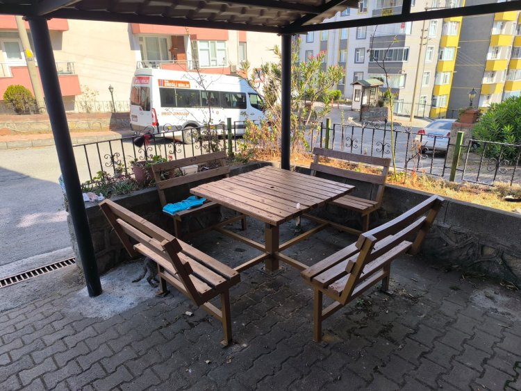 BELDEMİZDE BULUNAN MASA SANDALYELERİMİZDE BAKIM ONARIM ÇALIŞMALARI ARALIKSIZ OLARAK DEVAM EDİYOR...