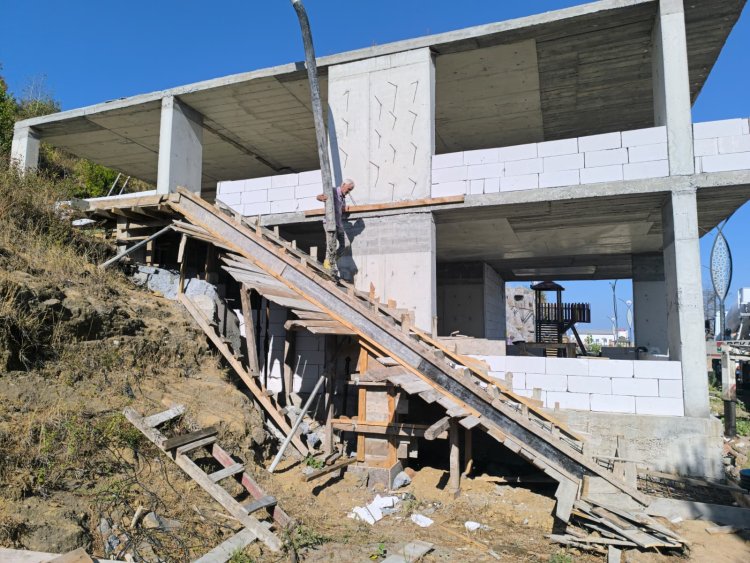 MİLLET BAHÇESİNDE ÇALIŞMALARIMIZ SON HIZ DEVAM EDİYOR...