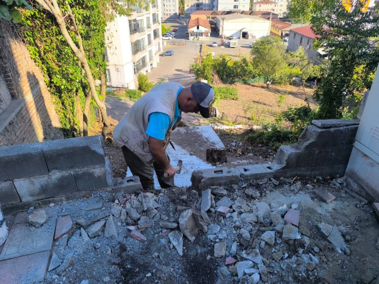 İBRAHİM HASÇELİK CADDESİ VE OKUL SOKAĞI BİRBİRİNE BAĞLAYAN NOKTADA ÇALIŞMALARIMIZ SONA YAKLAŞTI