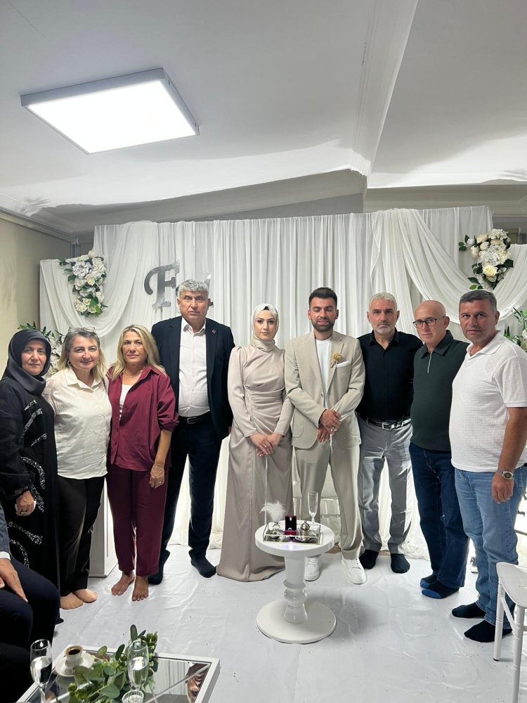 GENÇ ÇİFTİMİZE BİR ÖMÜR BOYU MUTLULUKLAR DİLERİZ