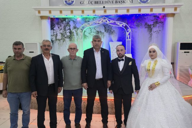 GENÇ ÇİFTİMİZE BİR ÖMÜR BOYU MUTLULUKLAR DİLERİZ