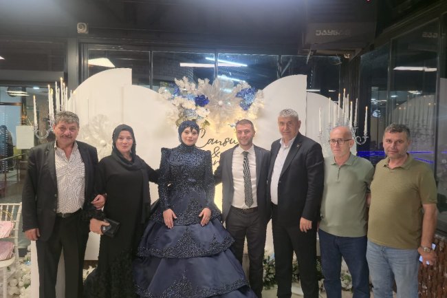 GENÇ ÇİFTİMİZE BİR ÖMÜR BOYU MUTLULUKLAR DİLERİZ