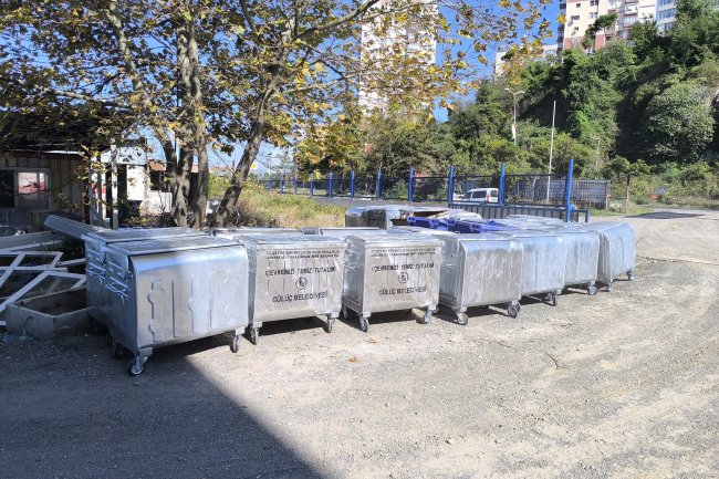 GÜLÜÇ BELEDİYESİ’NE 265 ADET YENİ ÇÖP KONTEYNERİ! 