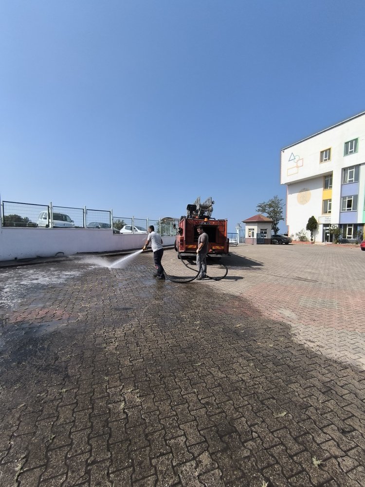 BELDEMİZ OKULLARINDA TEMİZLİK ÇALIŞMALARI TAMAMLANDI
