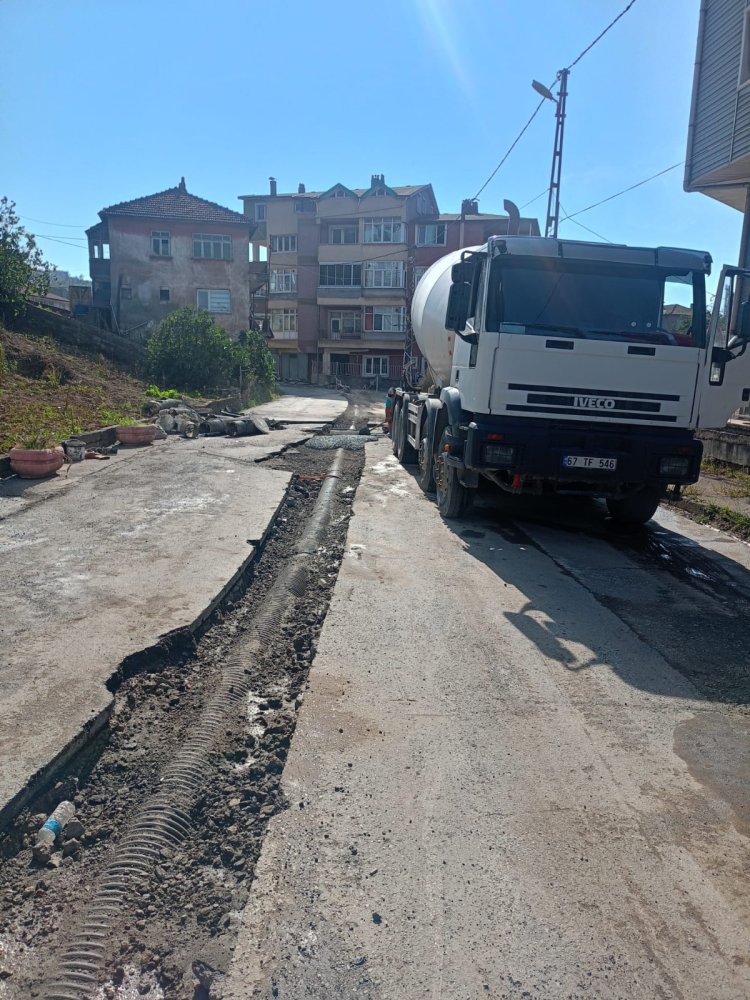 ÖRENCİK MAHALLESİNDE ALTYAPI SORUNU TARİH OLUYOR! 