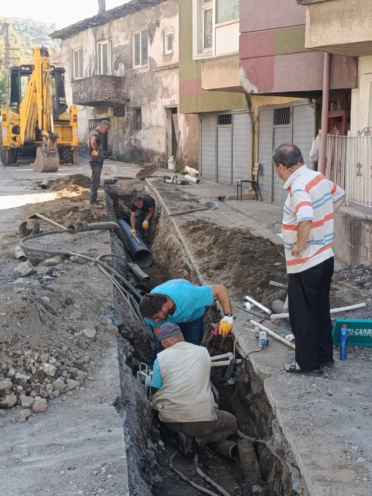 ÖRENCİK MAHALLESİNDE ÇALIŞMALAR SÜRÜYOR! 