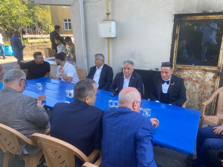 GENÇ ÇİFTİMİZE BİR ÖMÜR BOYU MUTLULUKLAR DİLERİZ