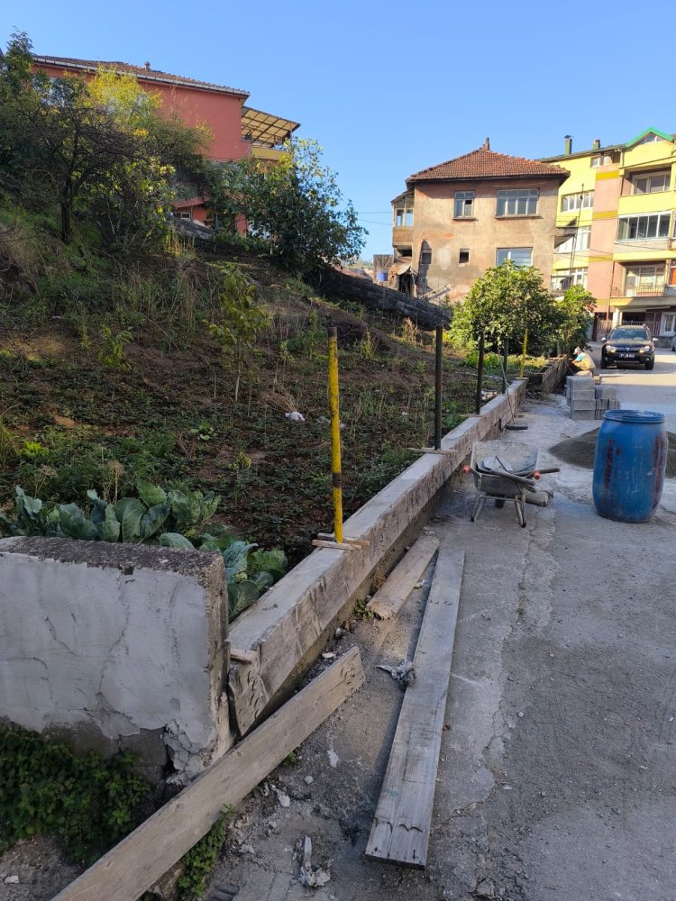 ÖRENCİK MAHALLEMİZDE ÇALIŞMALAR TÜM HIZIYLA SÜRÜYOR! 