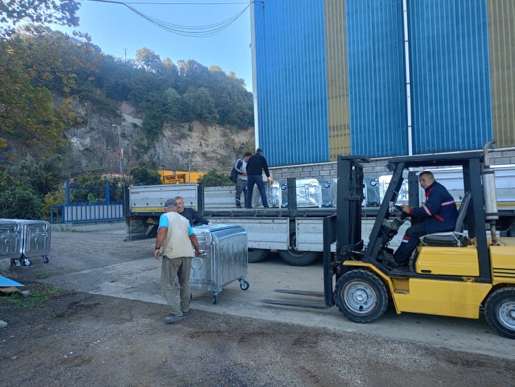 GÜLÜÇ BELEDİYESİ’NE 265 ADET YENİ ÇÖP KONTEYNERİ! 