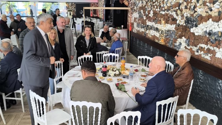 1 EKİM DÜNYA YAŞLILAR GÜNÜ KUTLU OLSUN