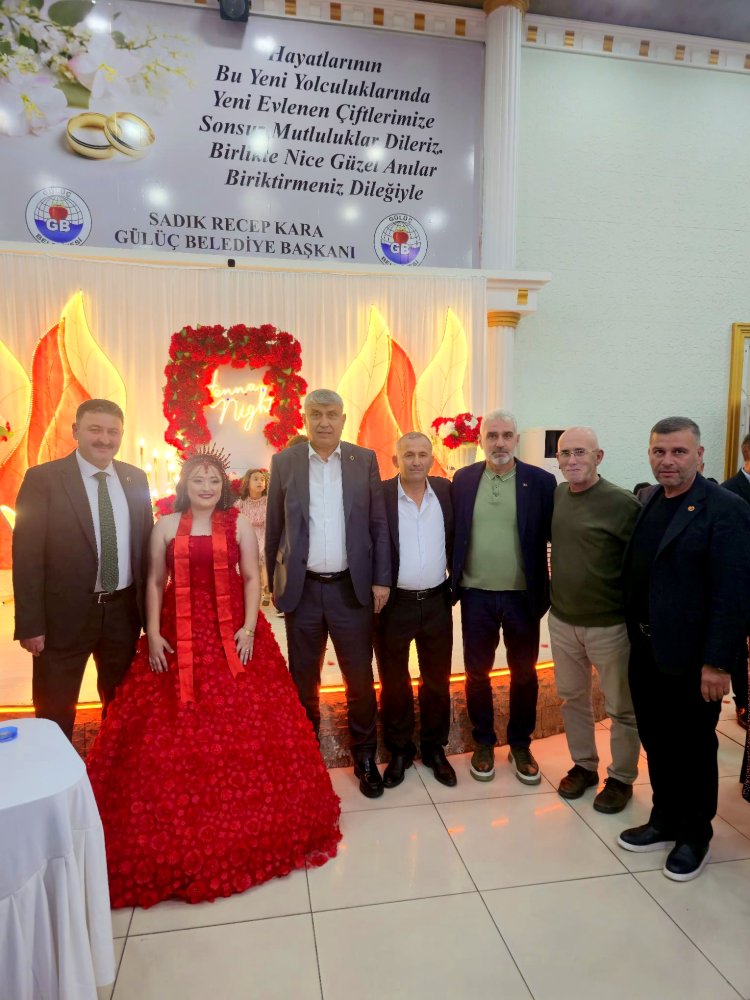 GENÇ ÇİFTİMİZE BİR ÖMÜR BOYU MUTLULUKLAR DİLERİZ