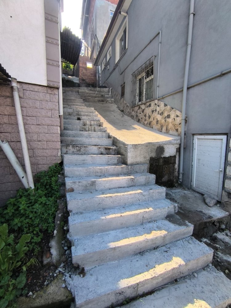 MERDİVEN SOKAK’TA ÇALIŞMALARIMIZ ARALIKSIZ DEVAM EDİYOR 