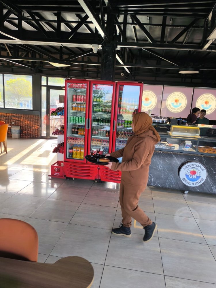 GÜLÜÇ BELEDİYE BAŞKANLIĞI OLARAK STAJYER ÖĞRENCİLERİMİZ GÜLÜÇ SOSYAL TESİSLERİMİZDE STAJLARINA DEVAM EDİYOR..