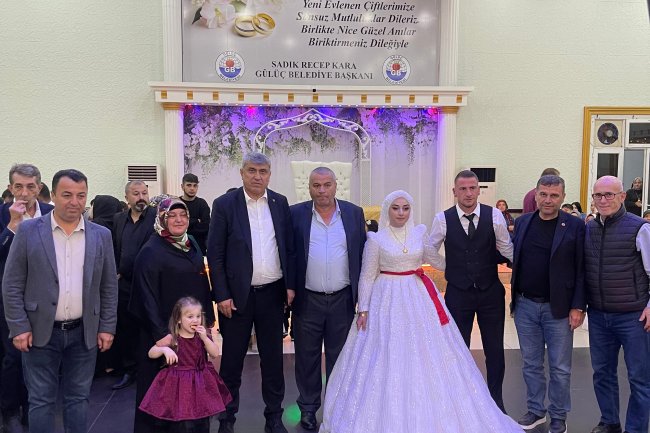 GENÇ ÇİFTİMİZE BİR ÖMÜR BOYU MUTLULUKLAR DİLERİZ