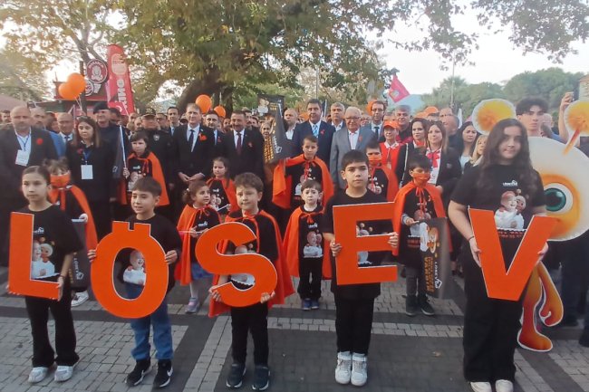 LÖSEMİLİ ÇOCUKLAR HAFTASI’NIN 25. YILI KUTLANDI 