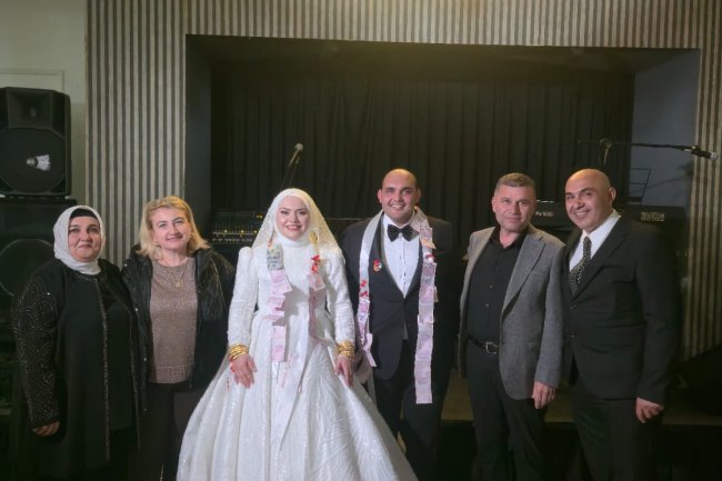 GENÇ ÇİFTİMİZE BİR ÖMÜR BOYU MUTLULUKLAR DİLERİZ