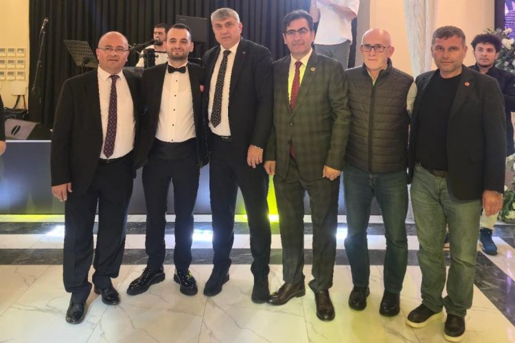 GENÇ ÇİFTİMİZE BİR ÖMÜR BOYU MUTLULUKLAR DİLERİZ