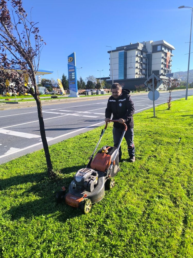 GÜLÜÇ BELEDİYESİ EKİPLERİ SAHADA, HİZMET SEFERBERLİĞİ SÜRÜYOR! 
