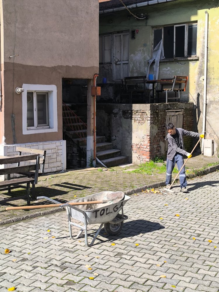 GÜLÜÇ BELEDİYESİ EKİPLERİ SAHADA, HİZMET SEFERBERLİĞİ SÜRÜYOR! 