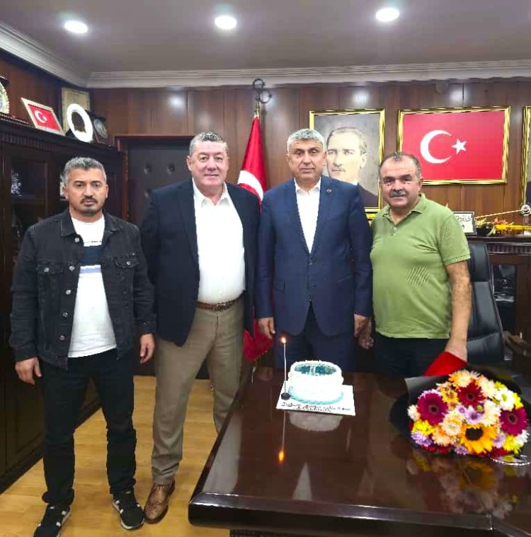 ALAPLI BELEDİYE BAŞKANI NURİ TEKİNDEN DOĞUM GÜNÜ SÜRPRİZİ
