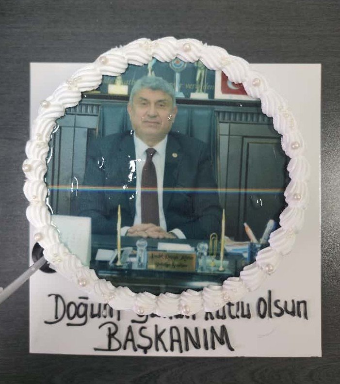ALAPLI BELEDİYE BAŞKANI NURİ TEKİNDEN DOĞUM GÜNÜ SÜRPRİZİ