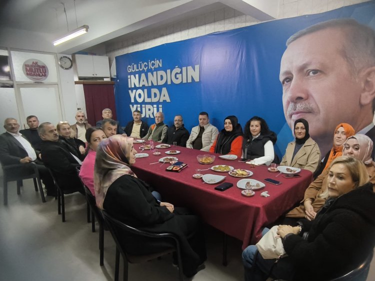 AK PARTİ GÜLÜÇ TEŞKİLATINDAN ANLAMLI KUTLAMA 