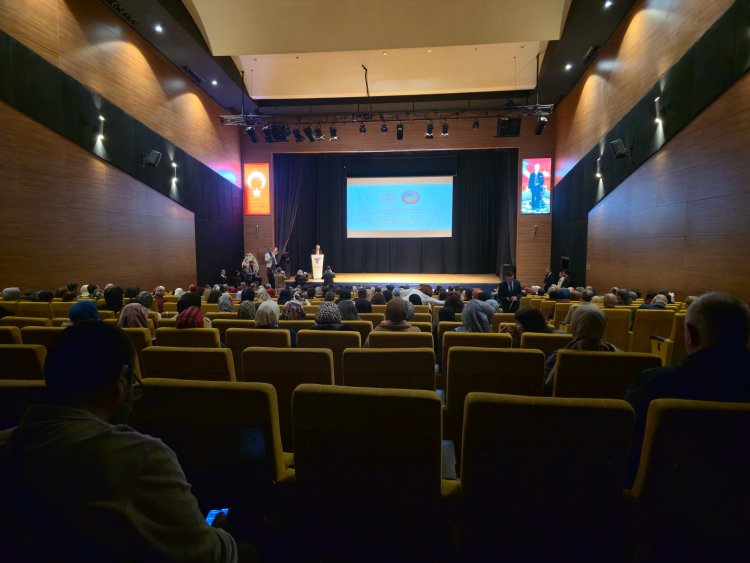 BELGE VE HEDİYELERİ TAKDİM EDİLDİ...