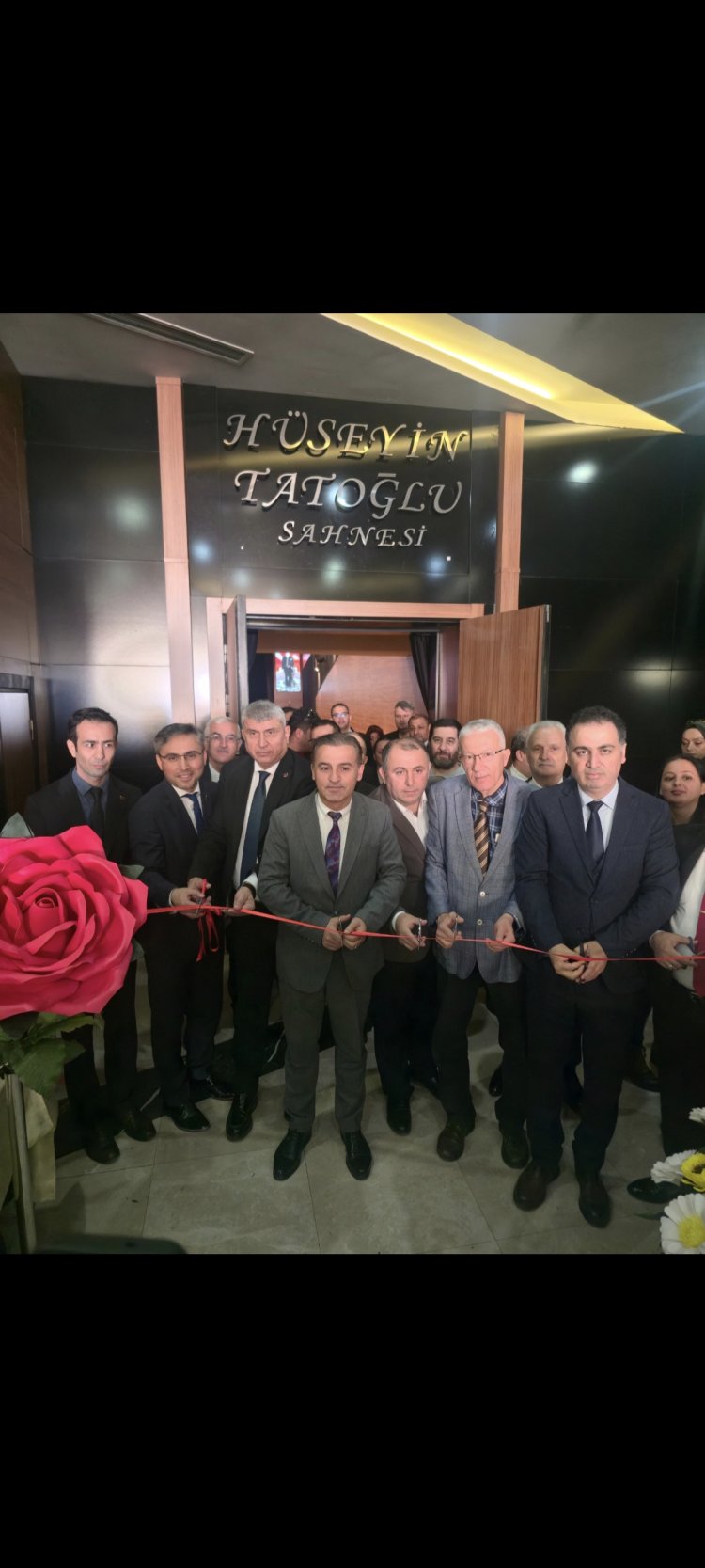 BELGE VE HEDİYELERİ TAKDİM EDİLDİ...