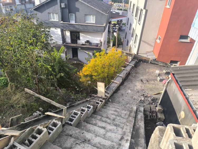 MERDİVEN SOKAK’TA BELEDİYE BAŞKANIMIZ SADIK RECEP KARA’DAN YAKINDAN TAKİP!