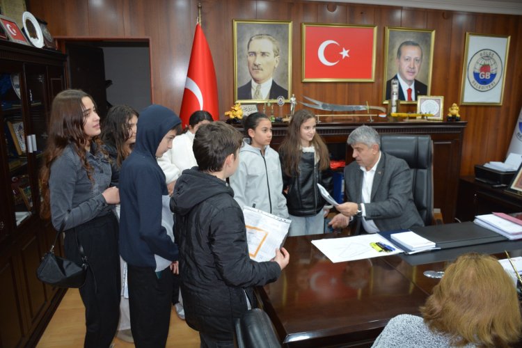 KARNELER BAŞKAN AMCALARINA