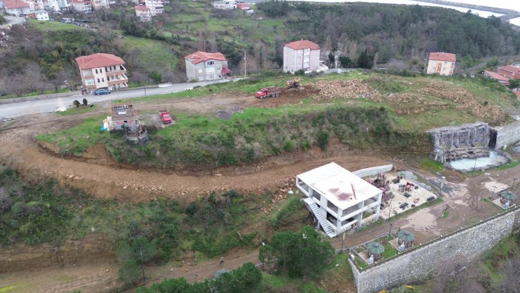 MİLLET BAHÇEMİZİN 2. ETAP ÇALIŞMALARI ARALIKSIZ OLARAK DEVAM EDİYOR...