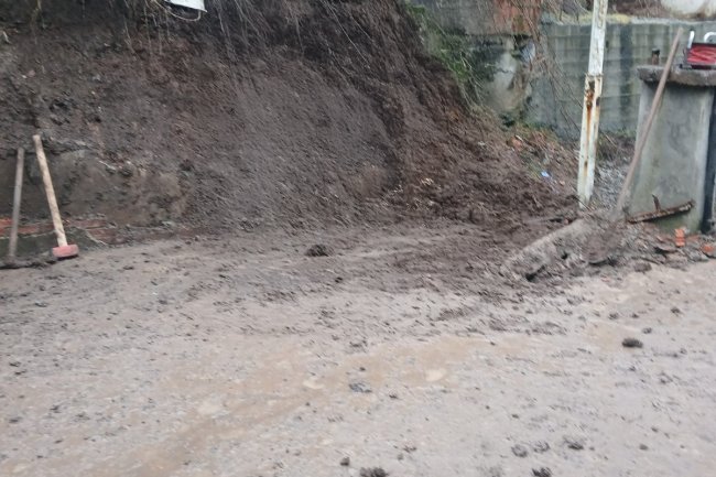 EKİPLERİMİZ İVEDİLİKLE HAREKETE GEÇTİ...