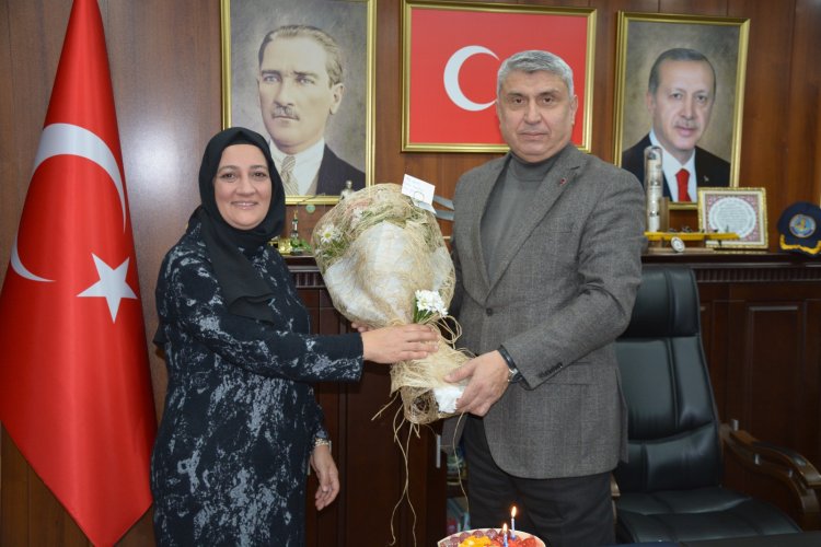 GÖREVE GELİŞİNİN 1. YILI KUTLANDI...