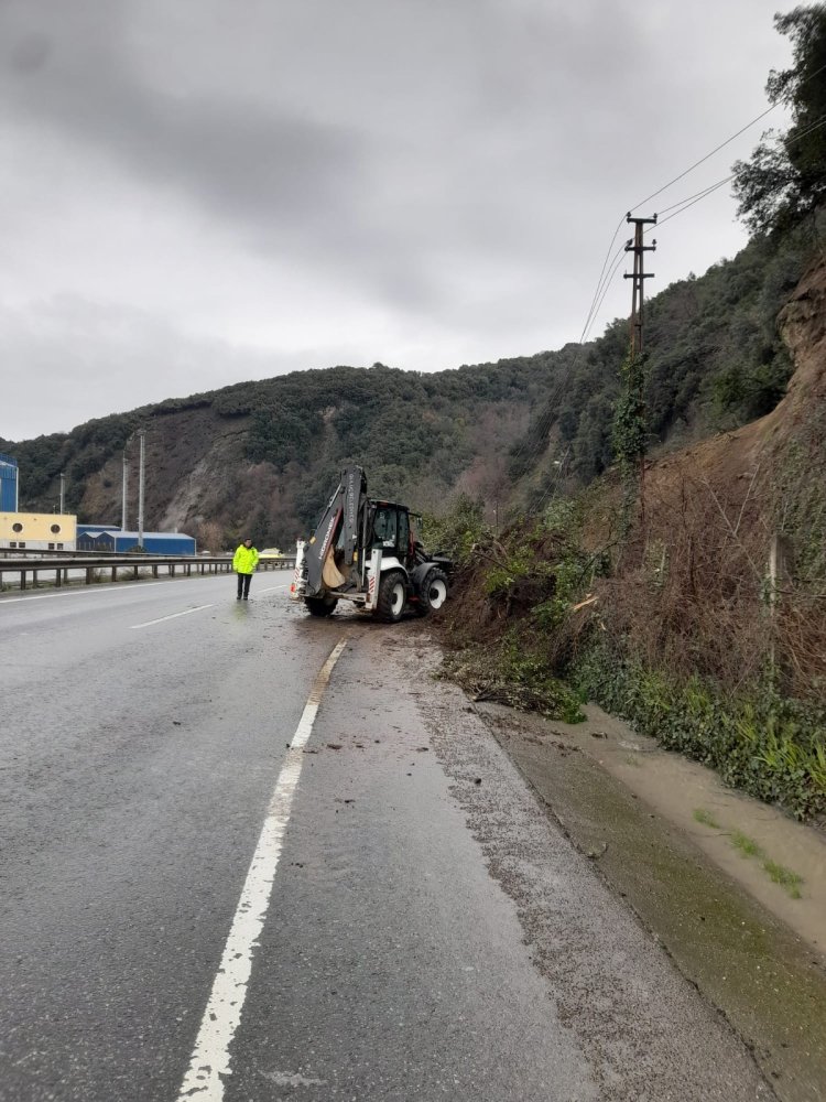 EKİPLERİMİZ MÜDAHALEDE BULUNDU...