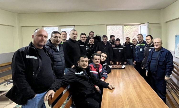 BELEDİYE BAŞKANIMIZ SADIK RECEP KARA BELEDİYE BAŞKANIMIZ SADIK RECEP KARA SABRİ ŞİMŞEK'İN DOĞUM GÜNÜNÜ UNUTMADI...