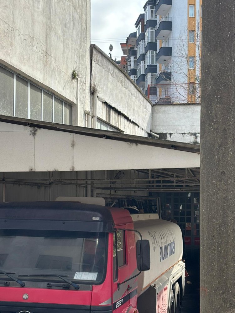 İVEDİLİKLE EKİPLERİMİZ MÜDAHALEDE BULUNDU...