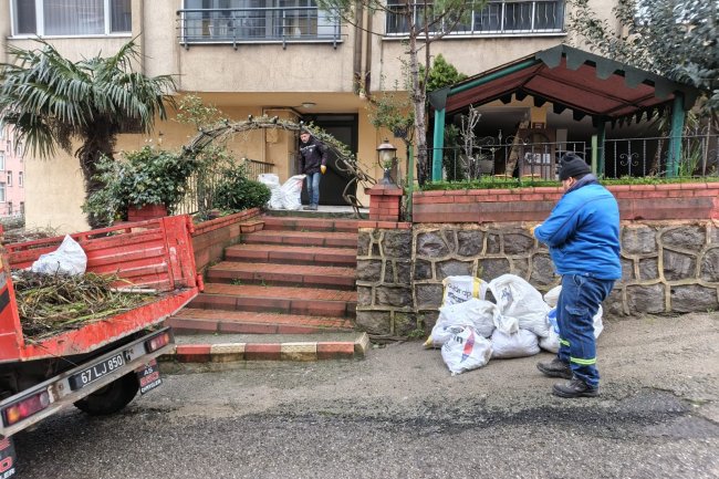 TEMİZLİK ÇALIŞMALARIMIZ ARALIKSIZ OLARAK DEVAM EDİYOR...