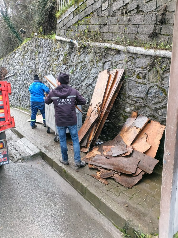 TEMİZLİK ÇALIŞMALARIMIZ ARALIKSIZ OLARAK DEVAM EDİYOR...