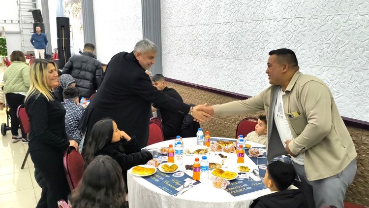 BELEDİYE BAŞKANIMIZ SADIK RECEP KARA BELEDİYE PERSONELLERİ İLE İFTAR PROGRAMINDA BİR ARAYA GELDİ...