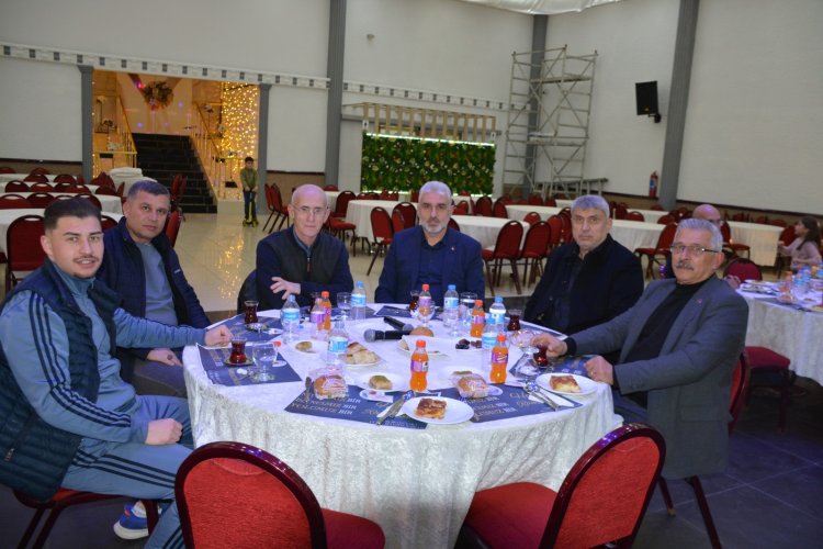 BELEDİYE BAŞKANIMIZ SADIK RECEP KARA BELEDİYE PERSONELLERİ İLE İFTAR PROGRAMINDA BİR ARAYA GELDİ...