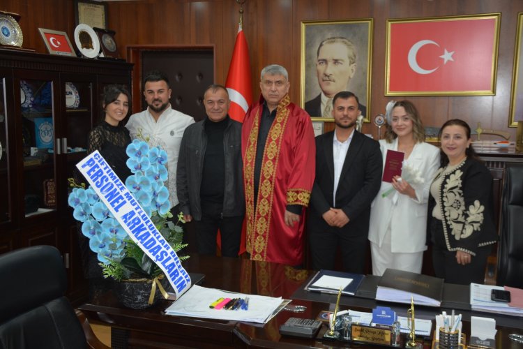 GENÇ ÇİFTİMİZE BİR ÖMÜR BOYU MUTLULUKLAR DİLERİZ...