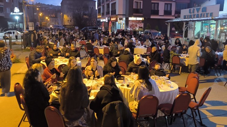 GÜLÜÇ BELEDİYEMİZİN DÜZENLEDİĞİ İFTAR PROGRAMI YOĞUN KATILIMLA GERÇEKLEŞTİ