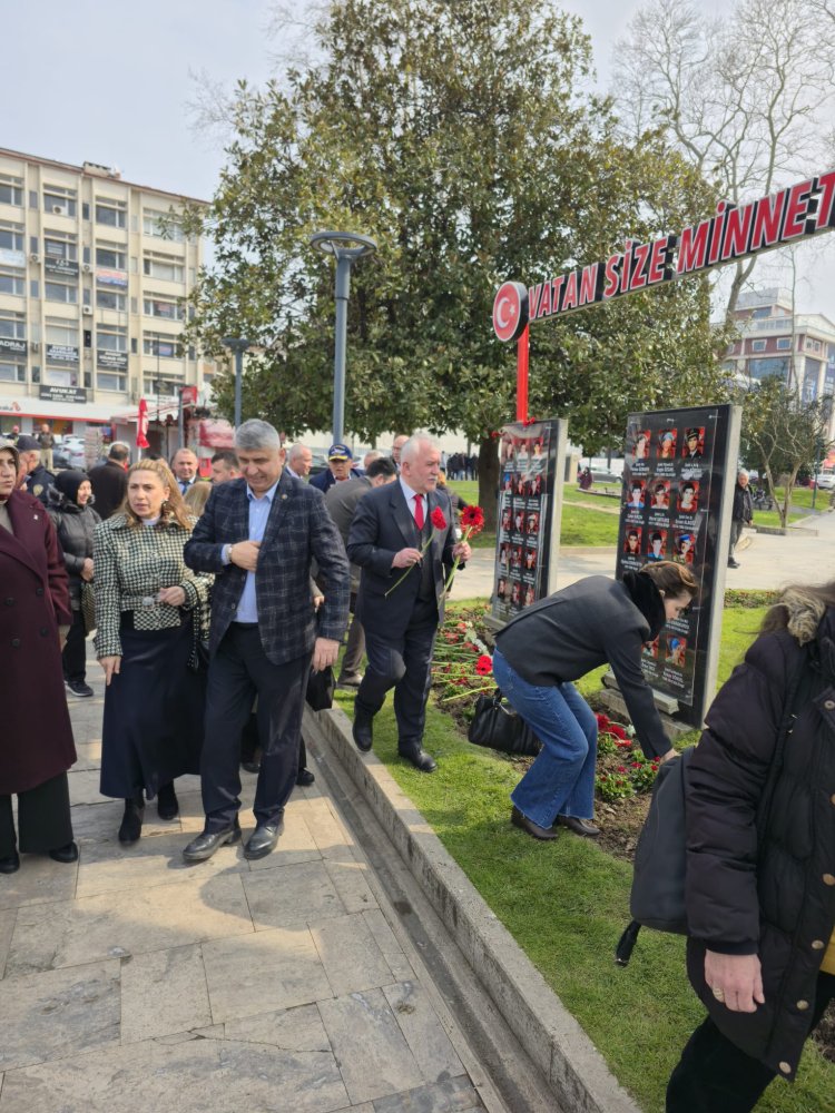 18 Mart Çanakkale Zaferi ve Şehitleri Anma Günü kapsamında Kdz. Ereğli Atatürk Anıtı önünde düzenlenen çelenk sunma törenine katılım sağladık.