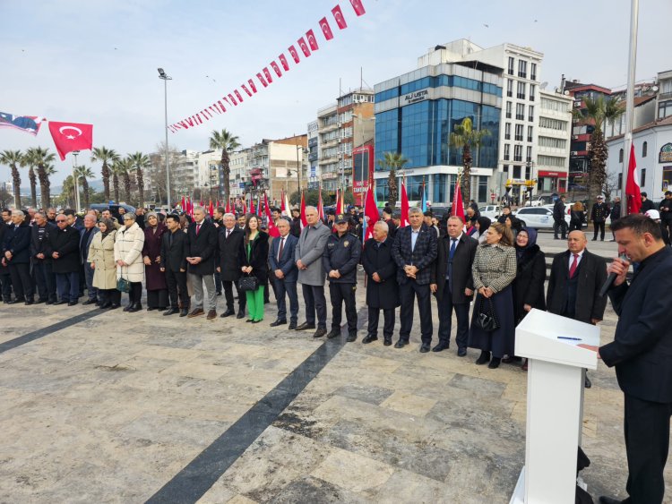 18 Mart Çanakkale Zaferi ve Şehitleri Anma Günü kapsamında Kdz. Ereğli Atatürk Anıtı önünde düzenlenen çelenk sunma törenine katılım sağladık.