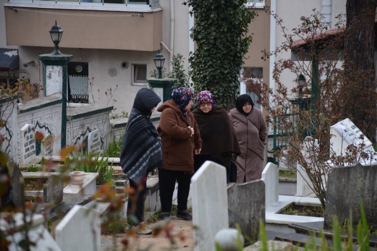 AREFE GÜNÜ KURAN-I KERİM VE MEVLİDİ ŞERİF PROGRAMI BELDE MEZARLIĞIMIZDA DÜZENLENDİ