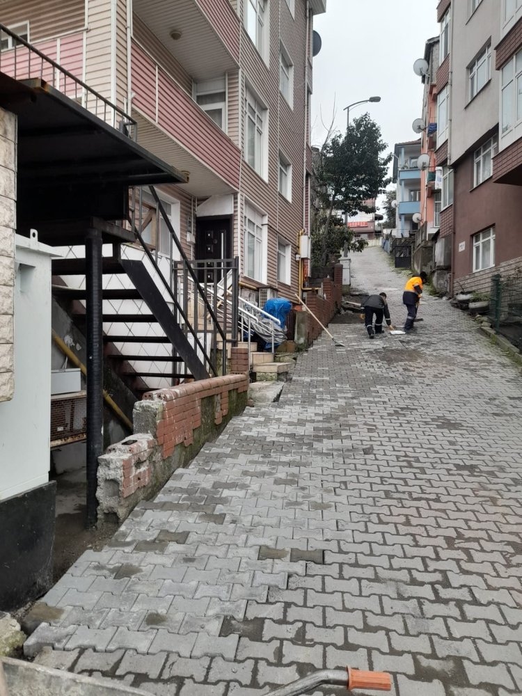 KİLİT PARKE TAŞ ÇALIŞMALARIMIZ ARALIKSIZ OLARAK DEVAM EDİYOR...