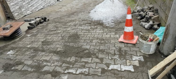 KİLİT PARKE TAŞ ÇALIŞMALARIMIZ ARALIKSIZ OLARAK DEVAM EDİYOR...